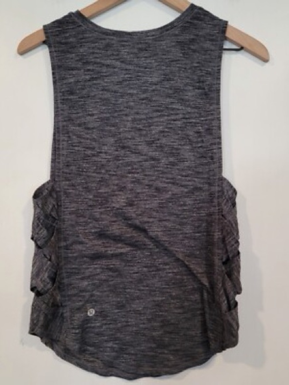 Lululemon Heather Charcoal Gray Tank with pretty side detail!